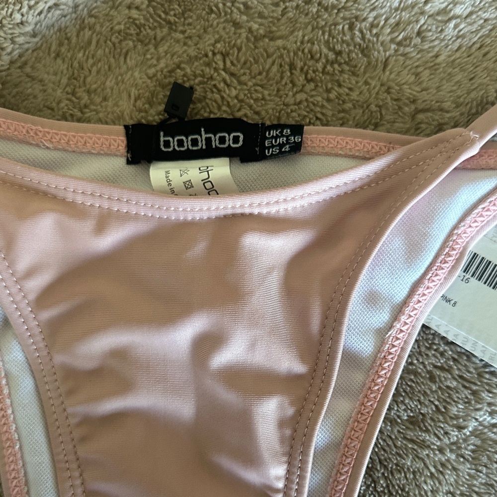 Boohoo Light Pink Triangle String Bikini Set - Picture 4 of 7